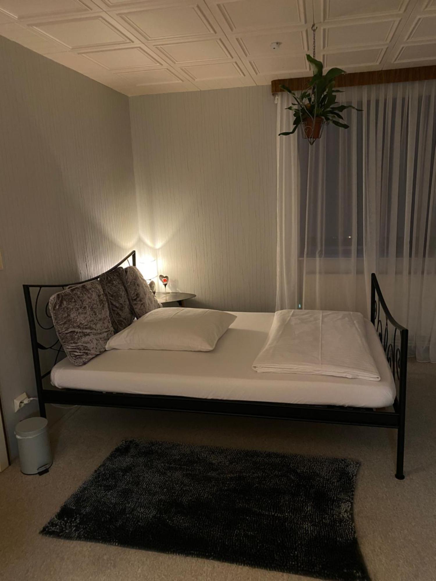 Privartzimmer 'Ausfahrt Freihalten' Husum  Zewnętrze zdjęcie
