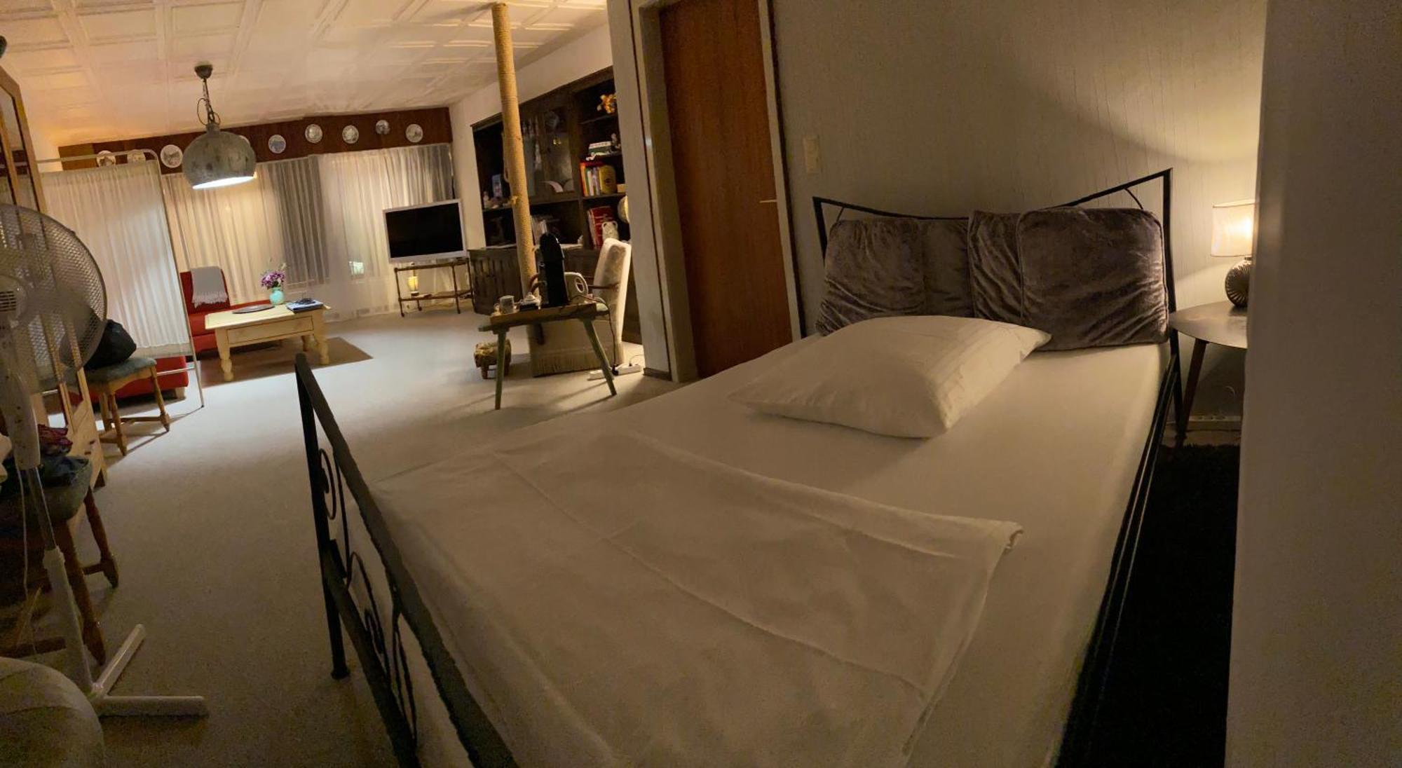 Privartzimmer 'Ausfahrt Freihalten' Husum  Zewnętrze zdjęcie