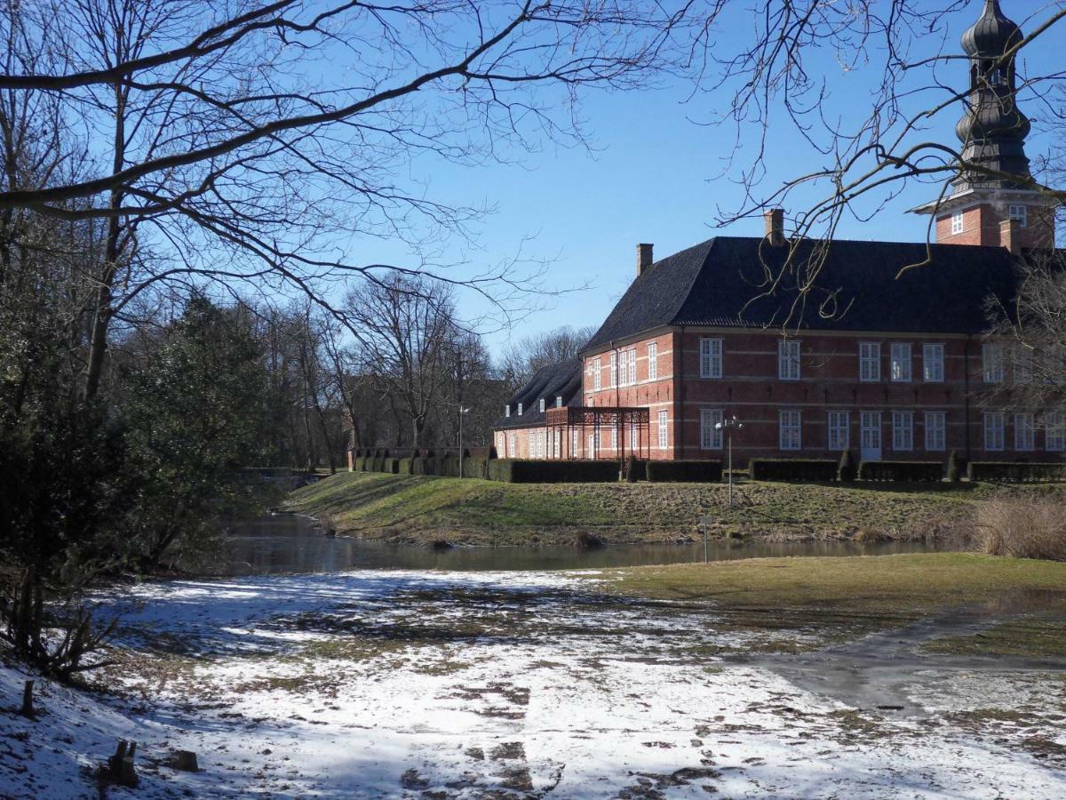 Privartzimmer 'Ausfahrt Freihalten' Husum  Zewnętrze zdjęcie